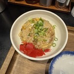 熊本ラーメン 黒亭 - 炒飯(小)、福神漬け付き