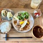 トド アリトル ナレッジ ストア - 