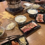 肉の寅屋 - 