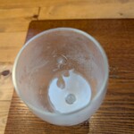 Ramen FeeL - グラスを凍らせてました。嬉しいサービスです。