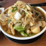 ベトコンラーメン 新京 - 国士無双、野菜たっぷりで旨みマシマシ！
