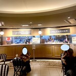 Bon Bon HAWAIIAN Echika表参道店 - 左側がBon Bon Hawaiian