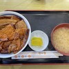 ぶた丼のとん田