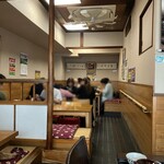 うな辰 - 店内、座敷テーブル席