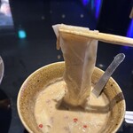 NEXT□ - 麺のスープとの絡まり具合