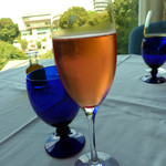 イル・テアトロ - 食前酒は、キールロワイヤルを注文