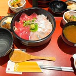 近畿大学水産研究所 はなれ - 