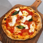 溶岩窯パン工房 ブロートバウム ポートマーケット店 - 