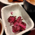 やえす初藤 - 白身魚のフライ＆牛焼肉定食1100円