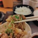 やえす初藤 - 白身魚のフライ＆牛焼肉定食1100円