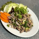 タイ居酒屋 イサーン サコンナコン - ラープヌア