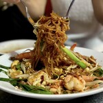 タイ居酒屋 イサーン サコンナコン - パッタイ