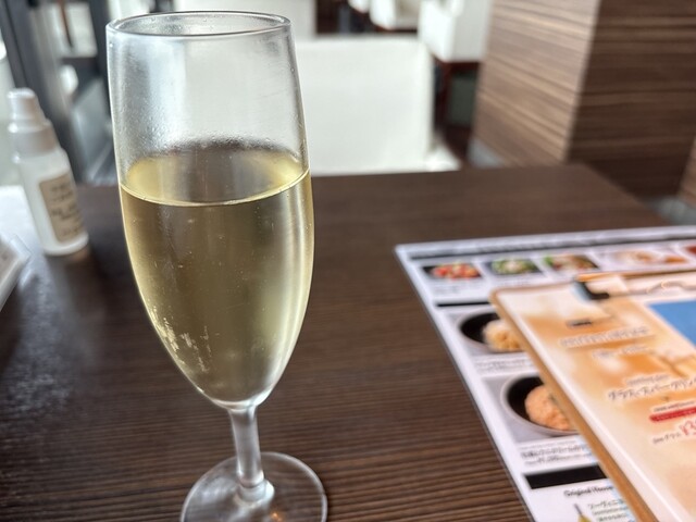 8TH SEA OYSTER Bar Hankyu Grand Biru Ten photo 2