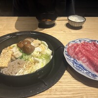 肉 希々 - 