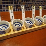 たんや 善治郎 立ち呑み処 - 純米吟醸酒の利き酒5種