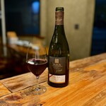 TOKYO TANG TANG - 火鍋に合わせたワインもご用意しております。グラス、ボトルのご用意。