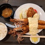 AB-kitchen - エビフライ(大)2尾定食税込2700円+カキフライ2個税込450円