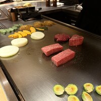 大阪鉄板焼き 神戸牛 TATARA - 