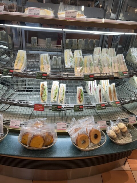 Cafe Veloce Sakae Yonchome Hirokojidori Toten photo 4