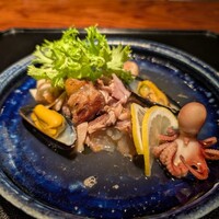 薪炭まだら - 主（黒豚、イイ蛸、ムール貝）