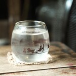 アール座読書館 - お冷