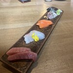 鮮魚と炉端焼き 魚炉魚炉 - 