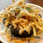 Balcony by 6th - フライドポテト トリュフandチーズ！圧倒的ビジュアル！！