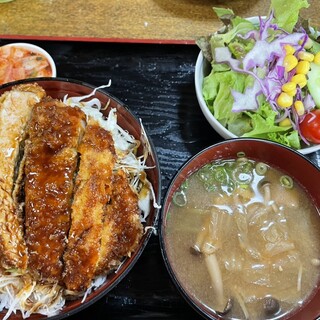 昭和軒 - 料理写真: