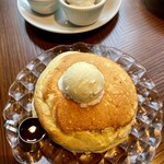 Balcony by 6th - バターは最初から乗ってます