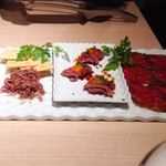 熟成和牛焼肉エイジング・ビーフ ワテラス神田秋葉原店 - 熟成和牛冷製3種盛り合わせ