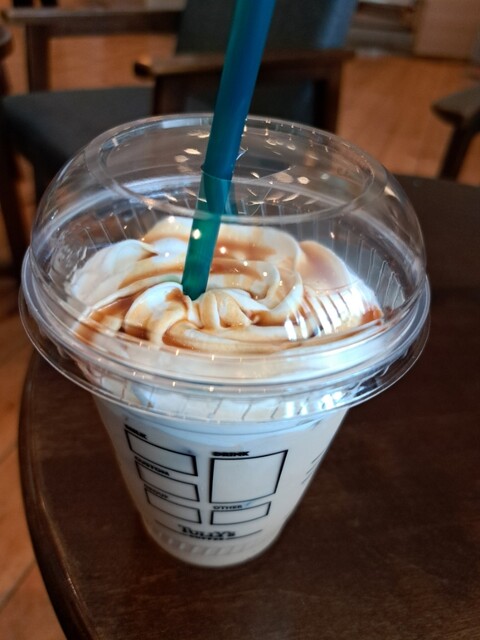 TULLY'S COFFEE Shitei Puraza Oosaka Ten