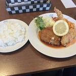 レストラン八白 - 