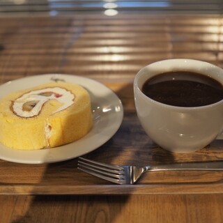 ショウゾウ シラカワ 水辺のコーヒー_0