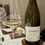 ラチュレ - コンドリュー ル モルニュー [2023] リオネル フォリー
      Condrieu Le Mornieux Blanc Lionel FAURY 