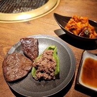 和牛とタン 焼肉 とみ 新橋本店 - 