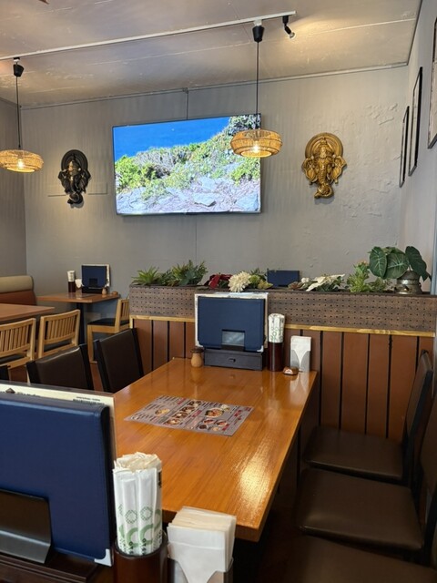 Bhatti station photo 5