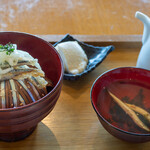 コシキテラス - きびなご漬け丼　1,260円