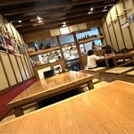 和食・焼き鳥 燈し火 - 店内　掘りごたつ席