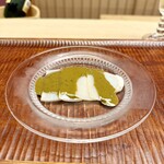 313741092 - 間人の生鮑、肝ソースと