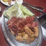 まるぜん - ホルモン　カルビ　ロース