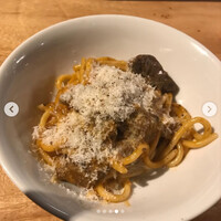 カルネジーオ イースト - 