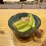 須崎屋台かじしか - つきだしのオクラが大きくて美味い