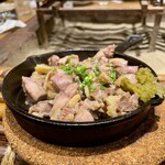 須崎屋台かじしか - 赤鶏もも炭火焼き