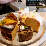 アズウェル - 料理写真: