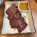 焼肉ホルモン大衆酒場 真 肉焼屋 - 