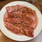 焼肉ホルモン大衆酒場 真 肉焼屋 - 