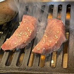 焼肉ホルモン大衆酒場 真 肉焼屋 - 