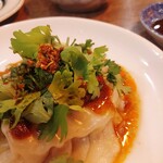 餃子房 包ム - パクチー麻辣水餃子
