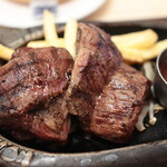 トマト＆オニオン - ビフテキ【約200g】。