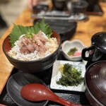 浜焼き･海鮮丼 かもめ丸 - 